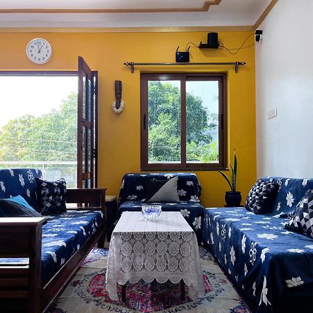 Happy Moon Homestay Aldona Екстериор снимка