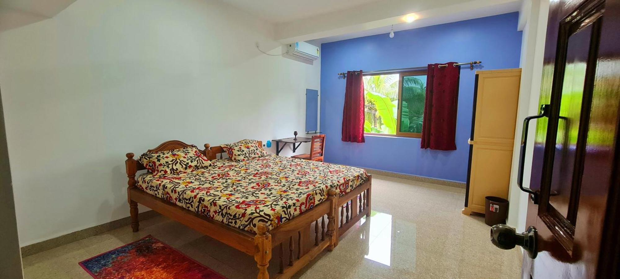 Happy Moon Homestay Aldona Екстериор снимка