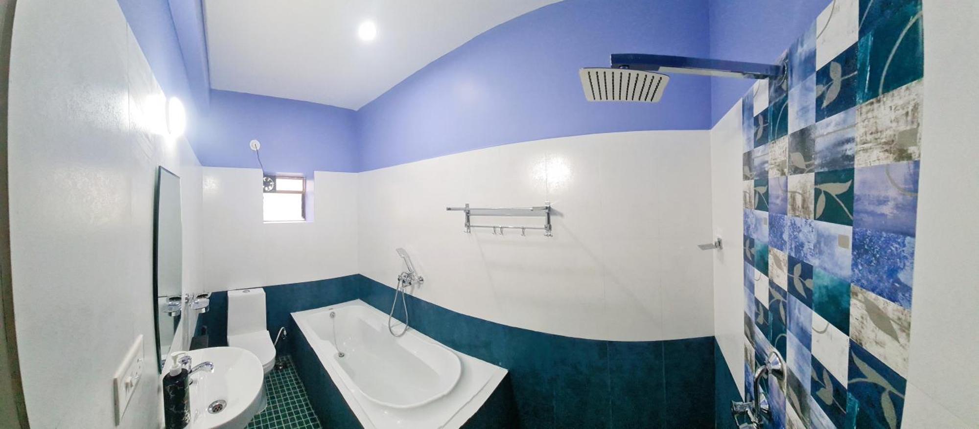 Happy Moon Homestay Aldona Екстериор снимка